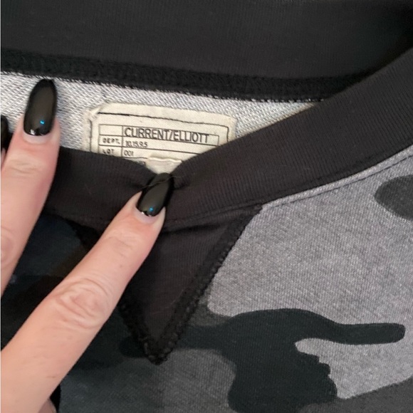 Current/Elliot The Stadium Zip Sweatshirt in Distressed Black Camo size medium - Picture 5 of 11